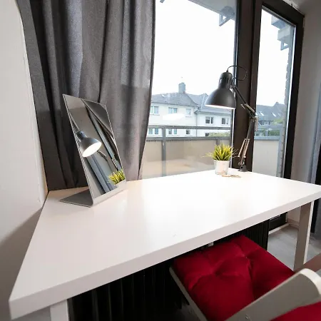 Apartment Studio Rosso - Zentral - Altstadt - Balkon - Messe