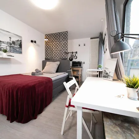 Apartment Studio Rosso - Zentral - Altstadt - Balkon - Messe Dusseldorf