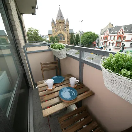 Apartment Studio Rosso - Zentral - Altstadt - Balkon - Messe